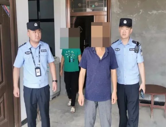 陕西男子15年前以5000元将妻弟媳妇卖给工友,在法律中该当何罪?