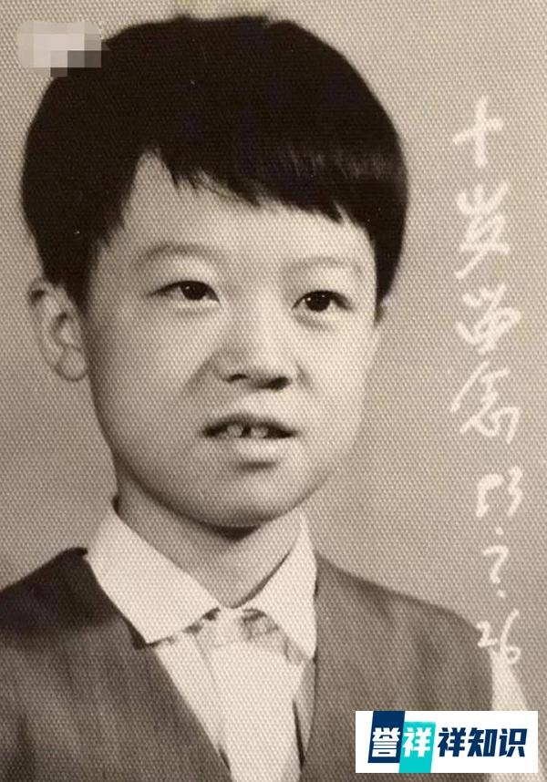 36岁王垚，辞去副处去非洲当土豪，4个世界小姐给他当助理