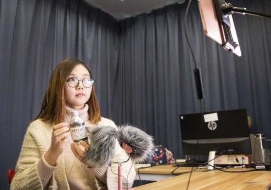 新型职业崛起:哄睡师包月套餐标价1.8万,该职业会是未来的趋势吗?