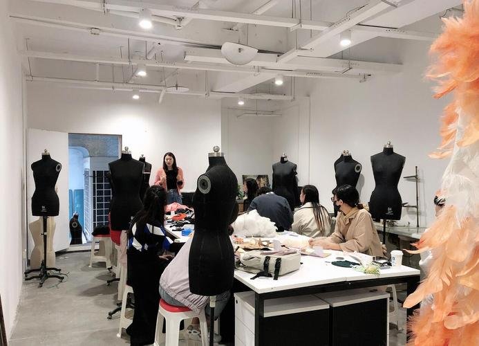 哪里有学服装设计的学校