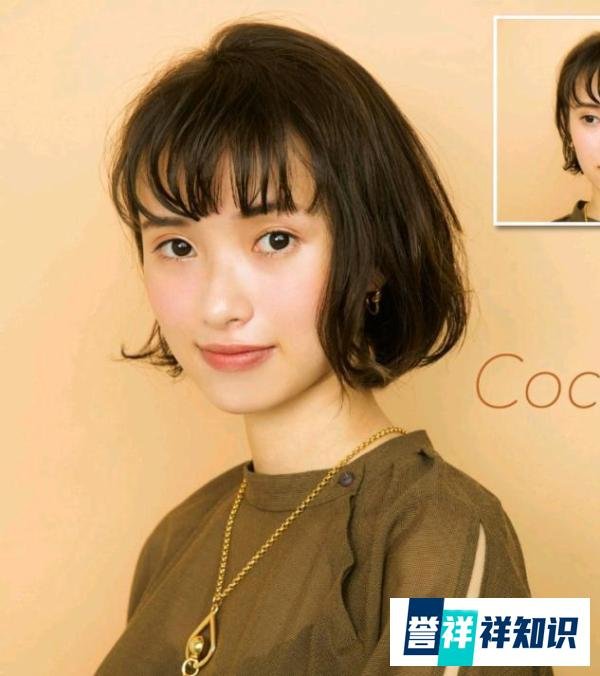 四五十岁女人建议别留这2种发型,大多数脸型都显老,拉低颜值