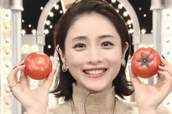 日本女星石原里美平安产子，仅请假半个月是否就准备复出了？