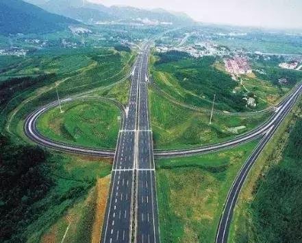 专家称五一放假跨省出行或难实现,上下高速免费如何判定?