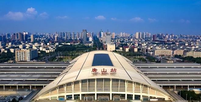 曝光唐山视频小伙:被私信骂到失眠,遭到网暴该咋办?