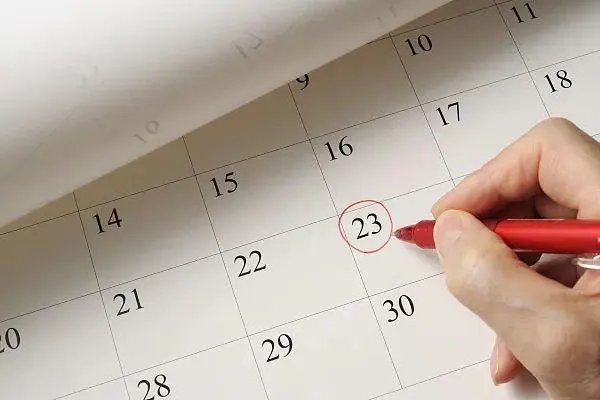 因假期后连上7天课，小学生天天哭，假期后连续上7天合理吗？
