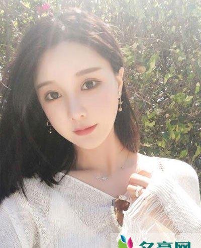 天佑女徒弟桃子萱什么时候收的 天佑最早几位徒弟简介