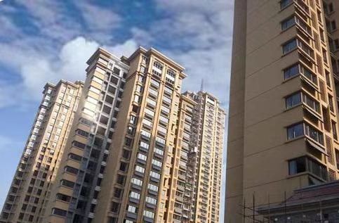 全国8个县城房价破两万,县城楼市成万亿级市场,你怎么看这一现象?
