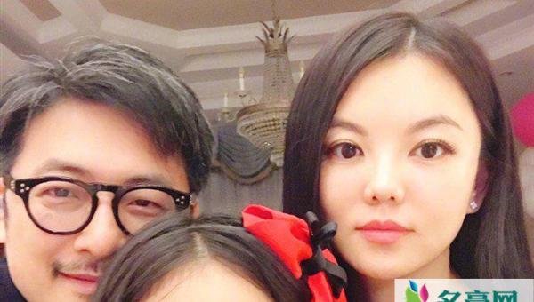 李湘第一任老公是谁 李湘第二任老公是谁现在婚姻情况怎样