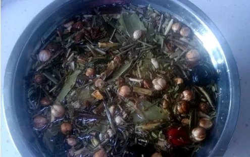 重庆火锅底料的做法是怎样的?