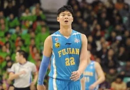 王哲林和周琦