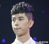 自来卷适合什么样的发型?