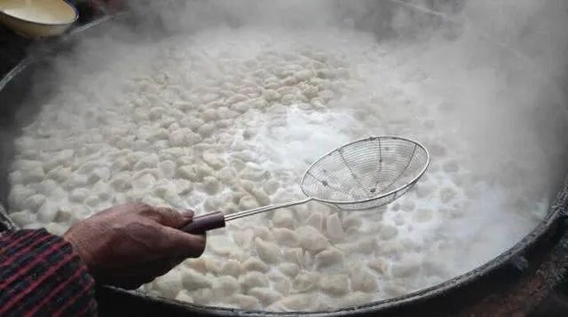 芹菜猪肉馅水饺的做法步骤图，怎么做好吃？