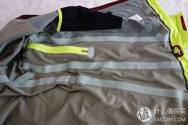 【真人秀】Mountain Hardware 山浩 Trinity Softshell 次*级软壳