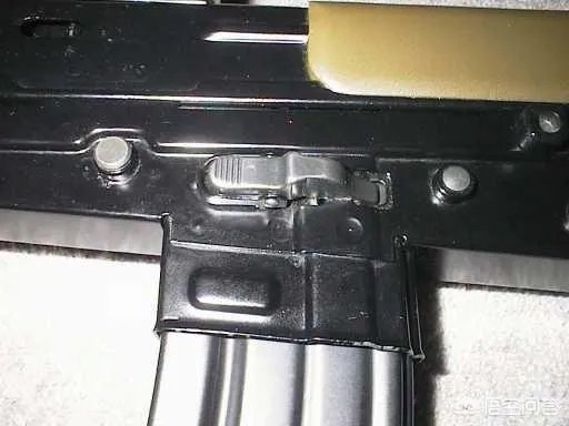 英国的L85突击步枪有什么缺点?