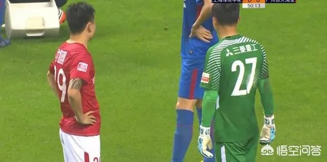 上海申花2：2广州恒大，为何本土前锋总是空门不进？