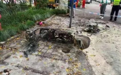杭州电动车爆燃事件，烧伤父亲已恢复清醒，他的伤势有多严重？