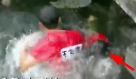 奔跑吧兄弟灵异事件大盘点:越看越觉得吓人