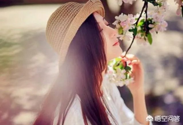 如何做一个知性优雅的女子？