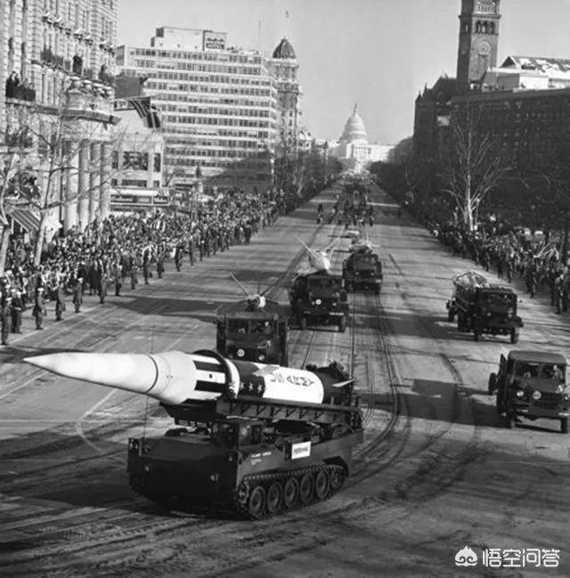 美国军队中有没有阅兵式?