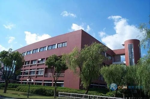 广州金融高等专科学校的介绍