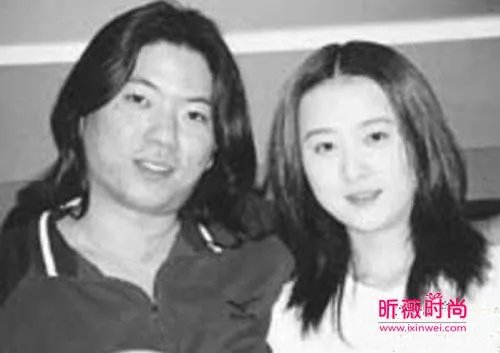 高晓松显赫的家庭背景:高晓松有几任老婆揭秘