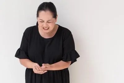 风湿性痛风怎么治疗