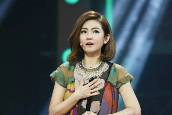 任家萱祝福前夫,如何看待离婚后还能相互祝福的夫妻?