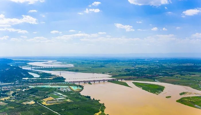 黄河注入什么海