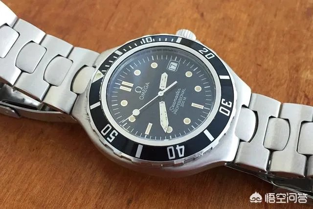 Seamaster 200m为何又被称为Seamaster SHOM？