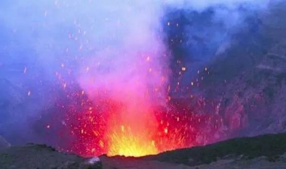 世界上最大的火山排名,十大火山爆发足以毁灭地球万物