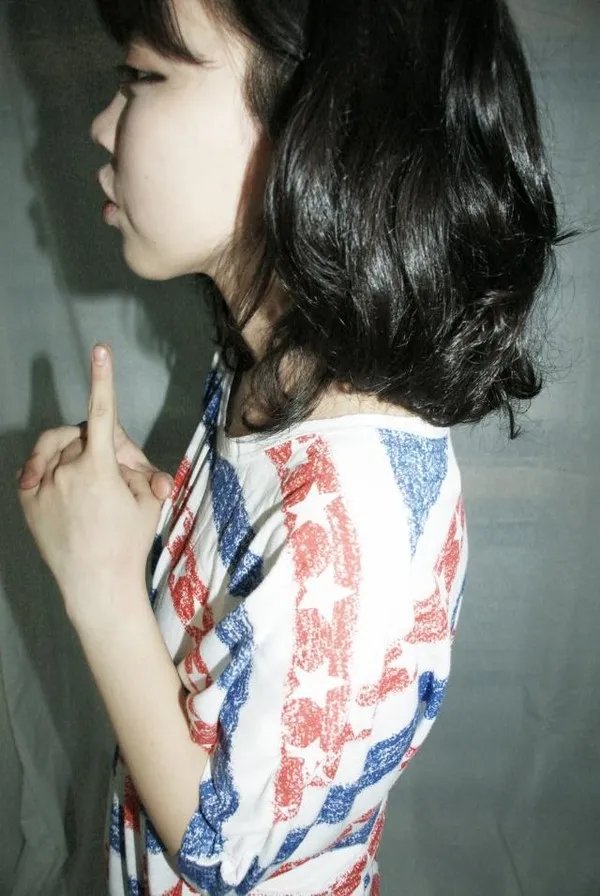 经常被人做成头像的网络女红人 除了张依依 还有谁?如果顺便就连名字带图片发给我呗、 真的紧急需要
