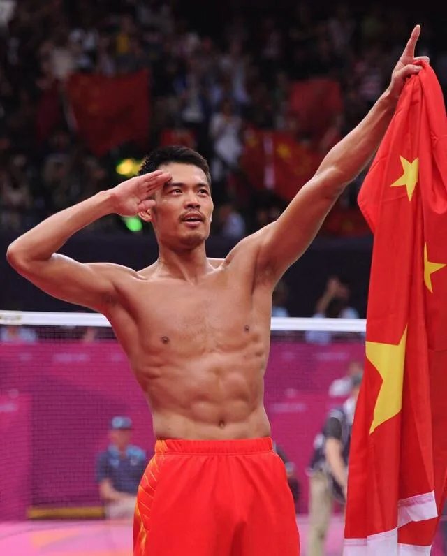林丹发声明指粤羽俱乐部恶意拖欠薪金，你怎么看？