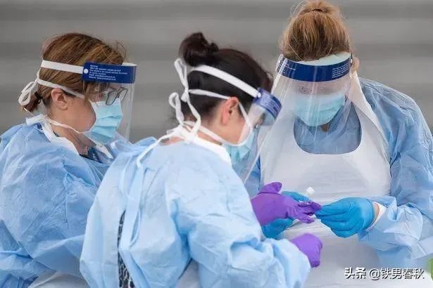 现在英国疫情这么严重,留学生应该怎么办,你有什么看法呢?