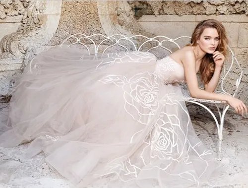 婚纱图片大全唯美2017款 唯美婚纱的款式有哪些