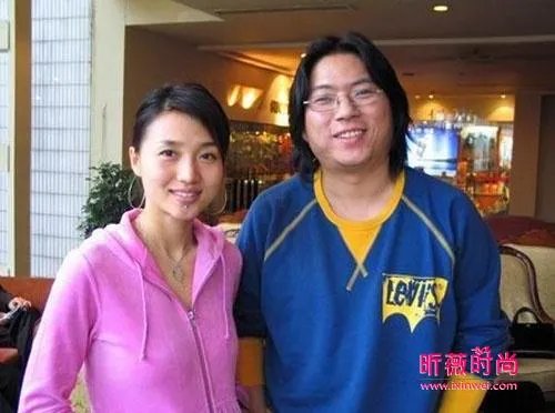 高晓松显赫的家庭背景:高晓松有几任老婆揭秘