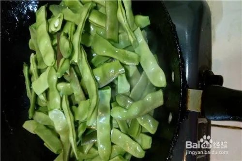 东北豆角炖肉的家常做法大全