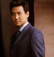 理性讨论一下，周杰伦和张学友的唱功谁更厉害？