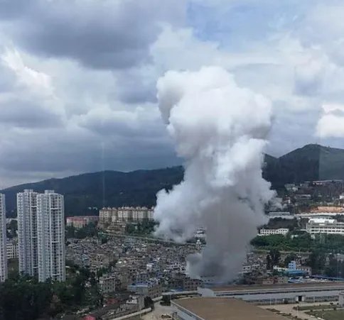 昆明厂房发生爆炸是怎么回事?