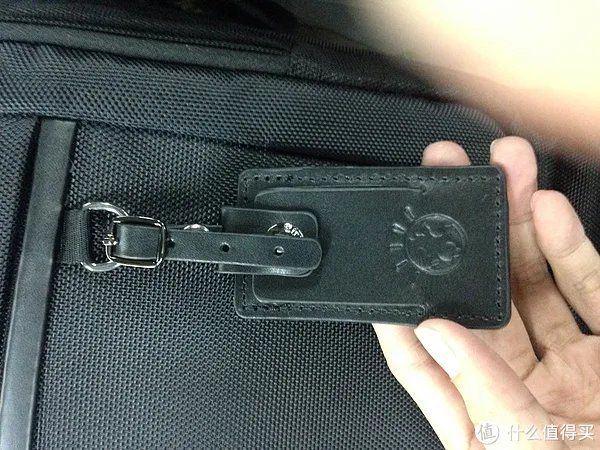 我去年买了个包,双肩的 — IBM 智慧地球 P3960 TUMI致敬款双肩包 开箱
