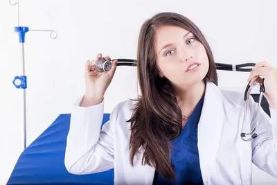 脚踝扭伤病例怎么写 脚踝扭伤如何恢复快