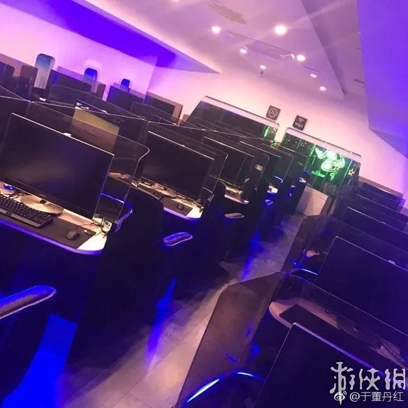上海最牛网吧：通宵120元/晚 设“王思聪土豪包厢”