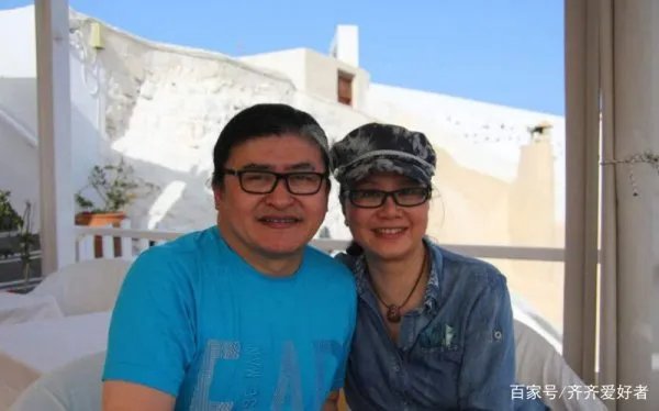 刘欢的老婆是谁,长什么样子?