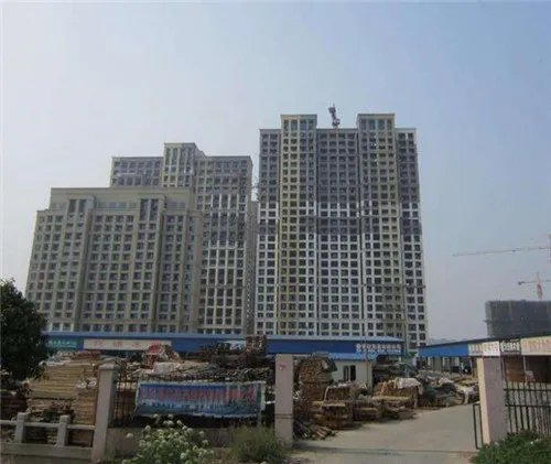 张家港东方新天地为什么便宜 买房时应该注意哪些问题