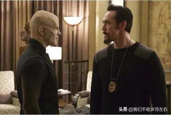 美剧血族大概讲的是什么？