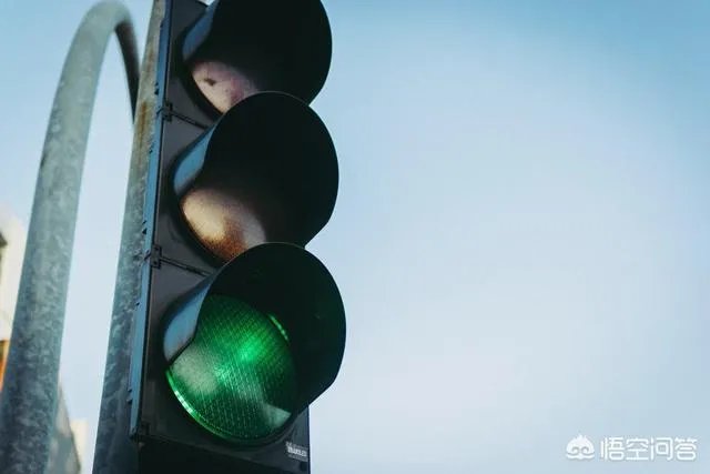 聊城高速交警治理违章出奇招，轻微交通违法朋友圈集赞可免处罚, 你怎么看？