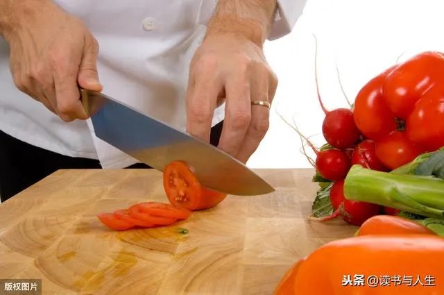 从傻子瓜子和倍氨敏奶粉事件可以看出什么成败得失?