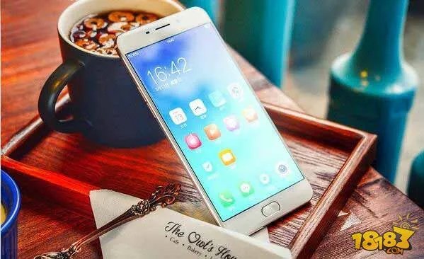 步步高oppor9与vivox7哪个好 全方位对比分析
