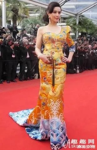 如何做一个知性优雅的女子？