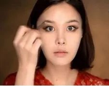怎么画猫眼妆?