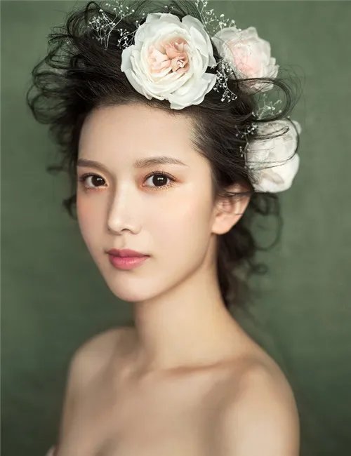 学习新娘盘头多少钱 新娘盘头造型有哪些